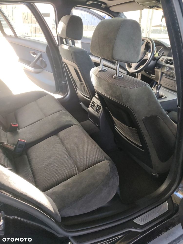 BMW Seria 3 318i Edition Sport - 19