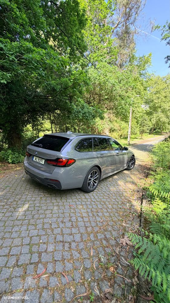 BMW 530 e Pack Desportivo M - 8