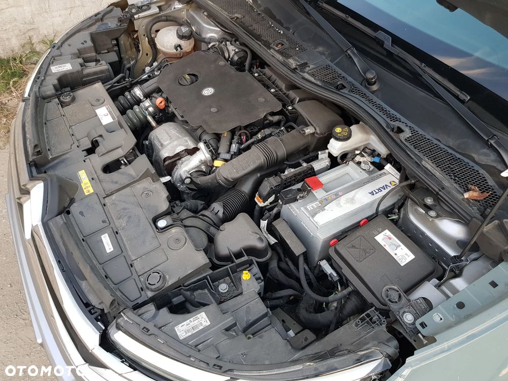 Citroën C4 BlueHDi 110 Stop&Start C-SERIES - 17