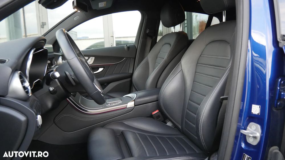 Mercedes-Benz GLC Coupe 300 4Matic 9G-TRONIC AMG Line - 14