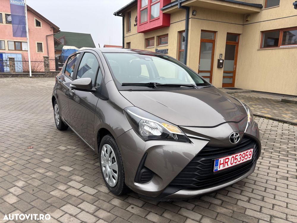 Toyota Yaris - 1