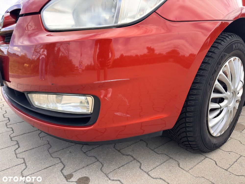 Hyundai Accent - 28