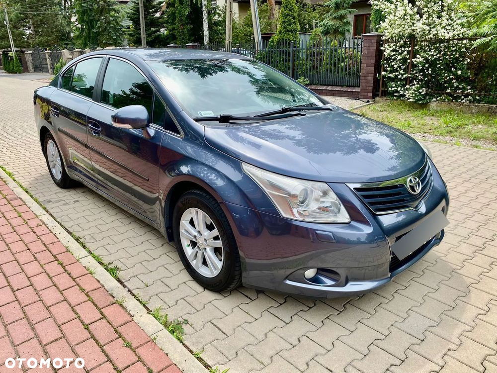 Toyota Avensis 1.8 Premium EU5 - 2
