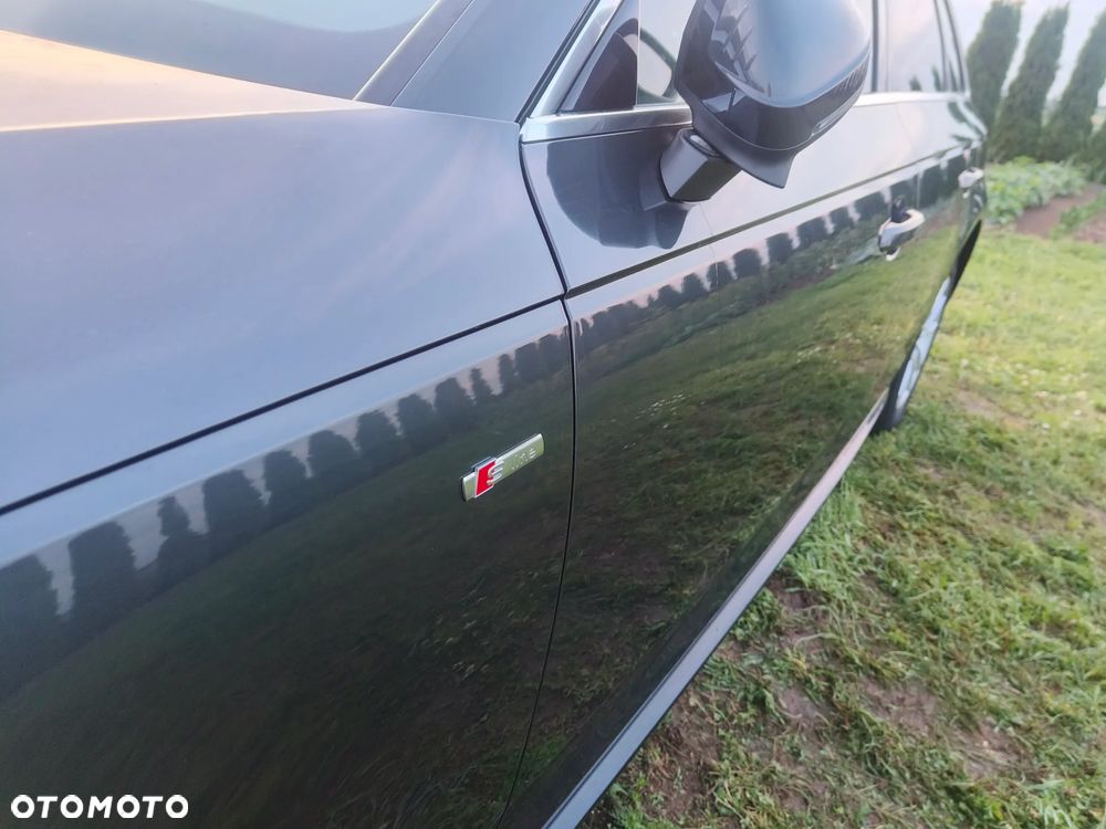 Audi A4 Avant - 13