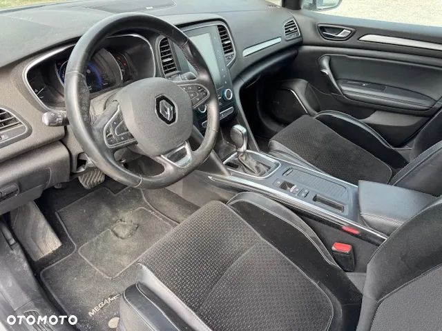 Renault Megane ENERGY TCe 130 EDC BOSE EDITION - 13