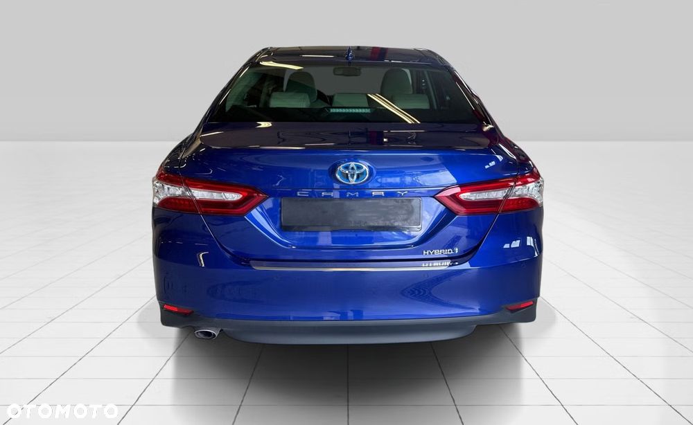 Toyota Camry 2.5 Hybrid Prestige CVT - 6