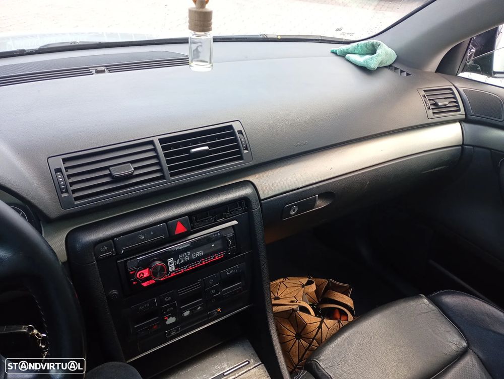 Audi A4 1.9 TDI m5 Exclusive - 6