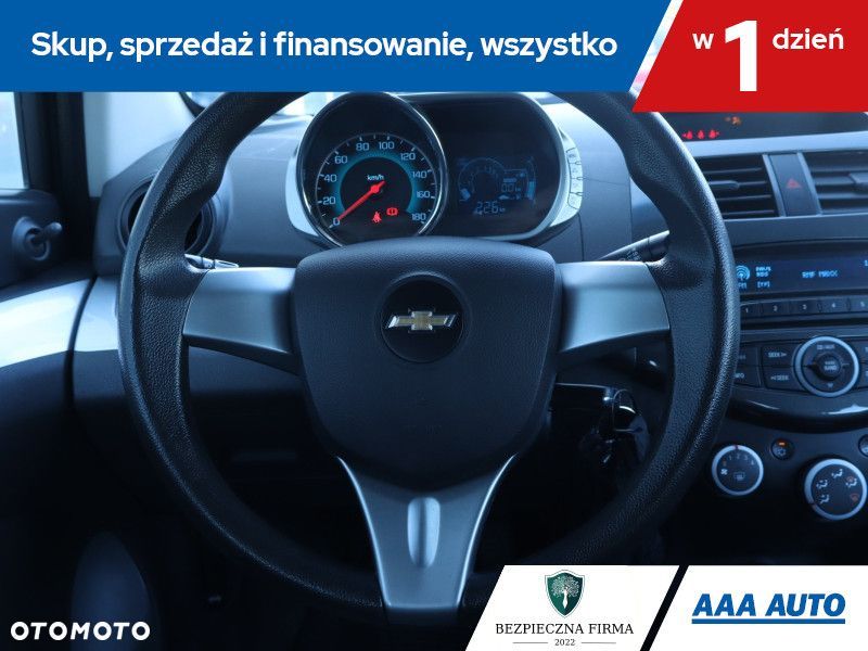 Chevrolet Spark - 18