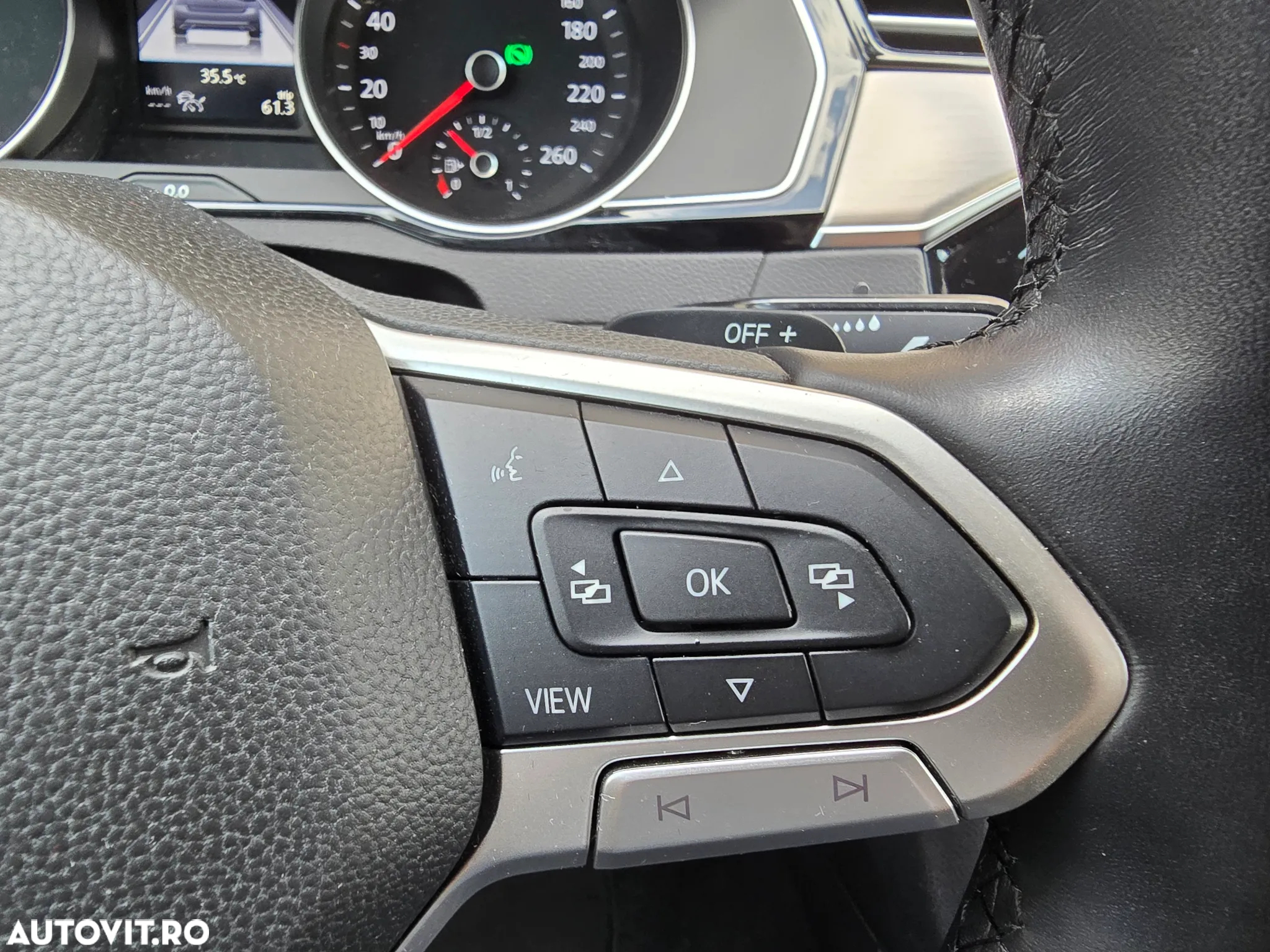 Volkswagen Passat 2.0 TDI DSG Highline - 19