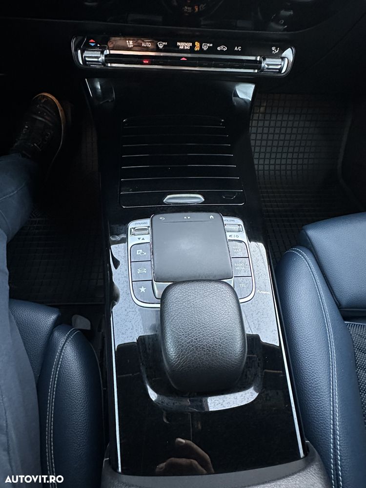 Mercedes-Benz A 180 7G-DCT - 16