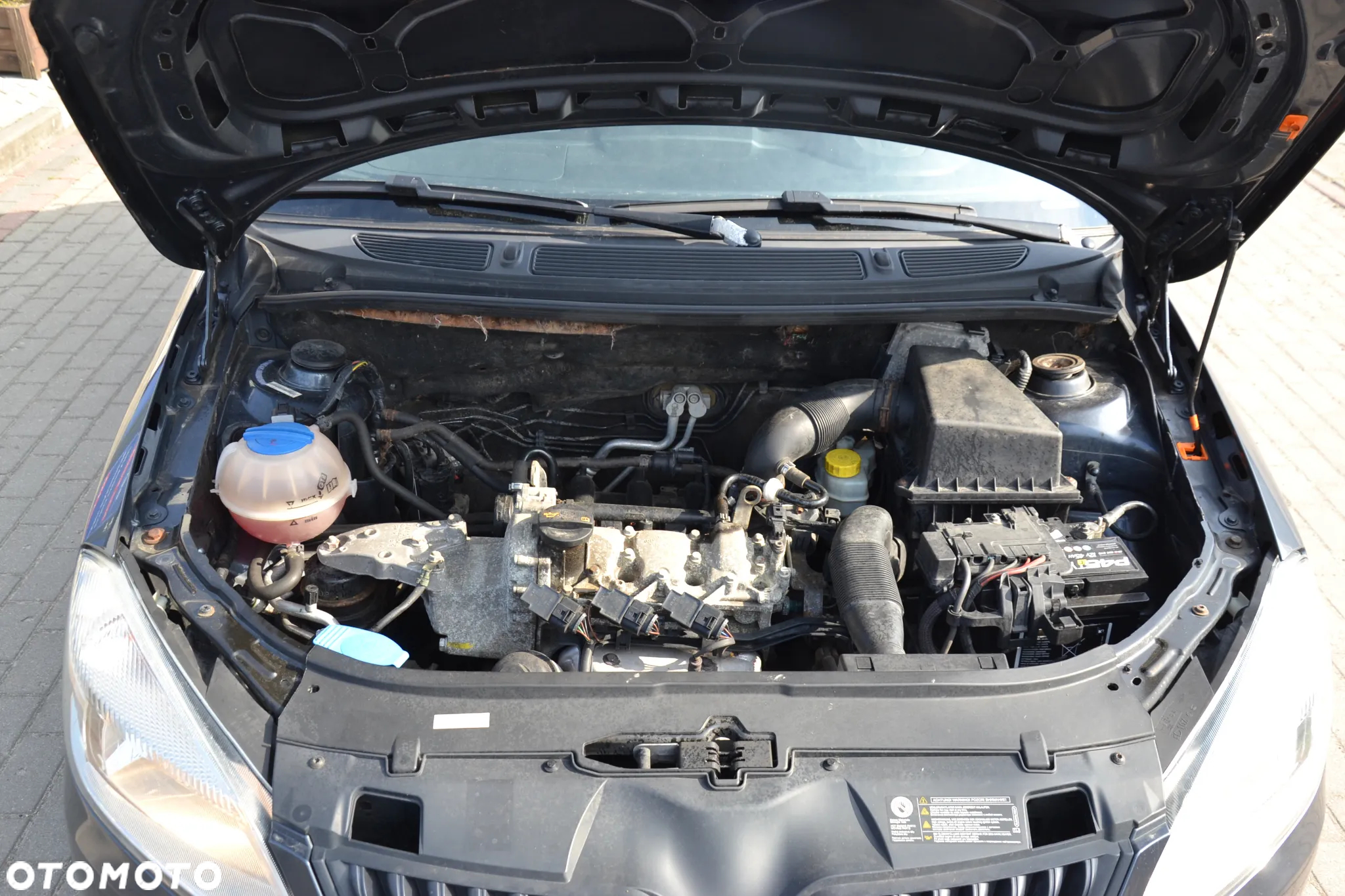 Skoda Fabia 1.2 HTP - 17