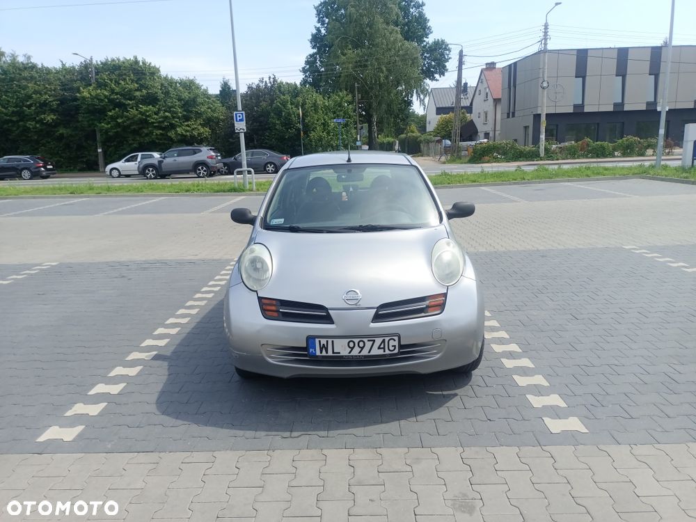 Nissan Micra - 1