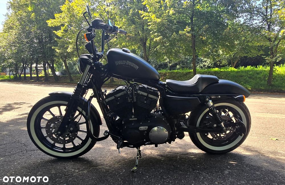 Harley-Davidson Sportster Iron 883