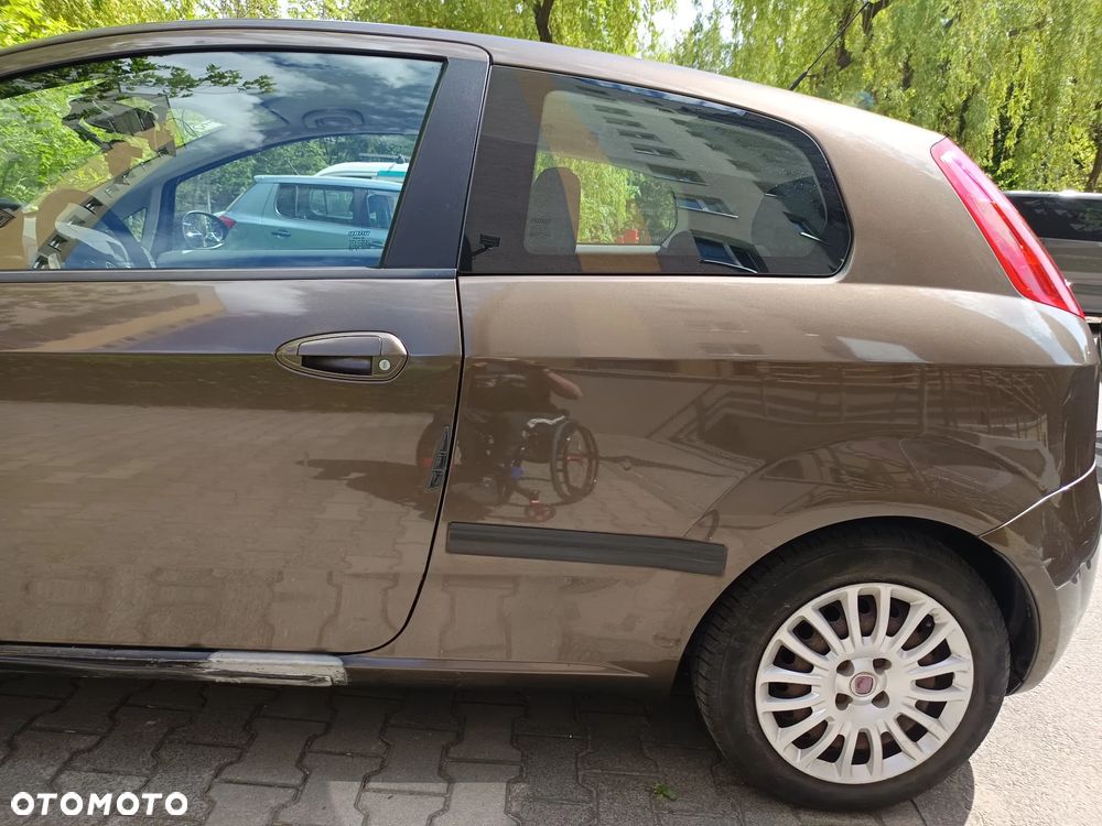Fiat Punto 1.2 8V - 10