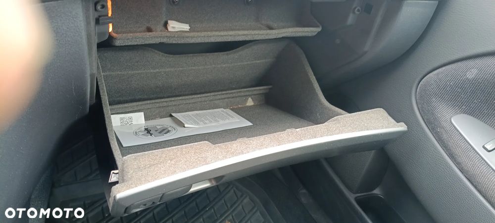 Volvo V40 1.8 - 26