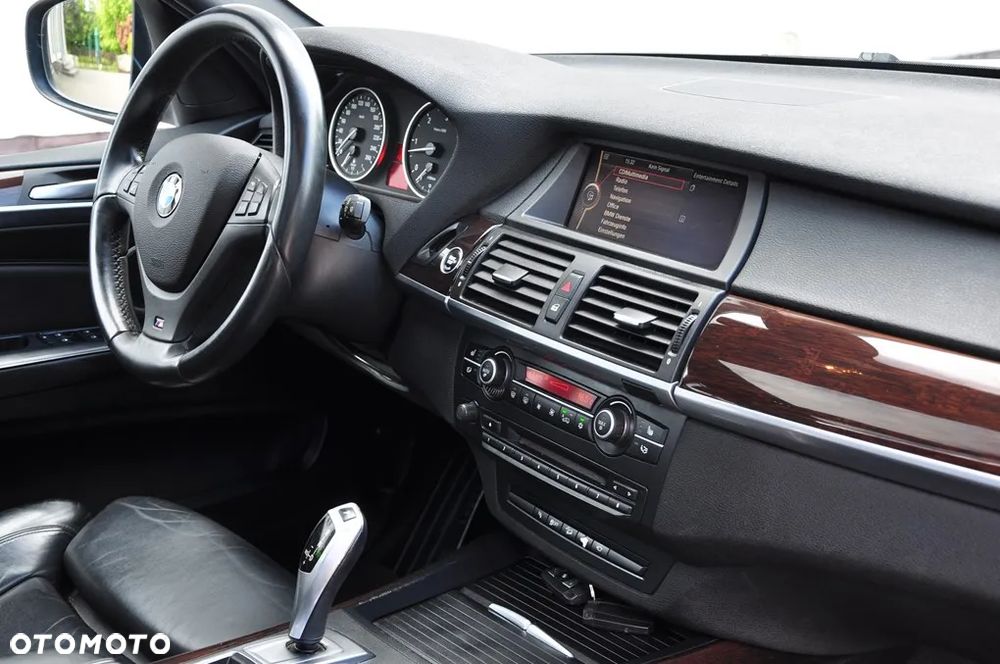 BMW X5 4.0d xDrive - 33