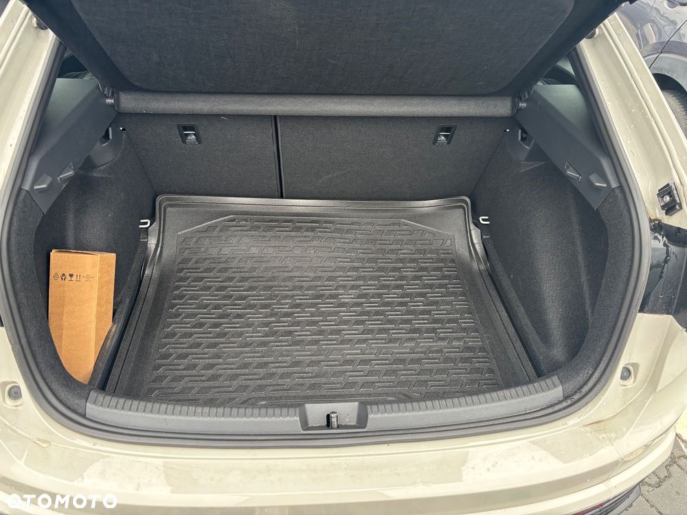 Volkswagen Taigo 1.5 TSI ACT R-Line DSG - 13