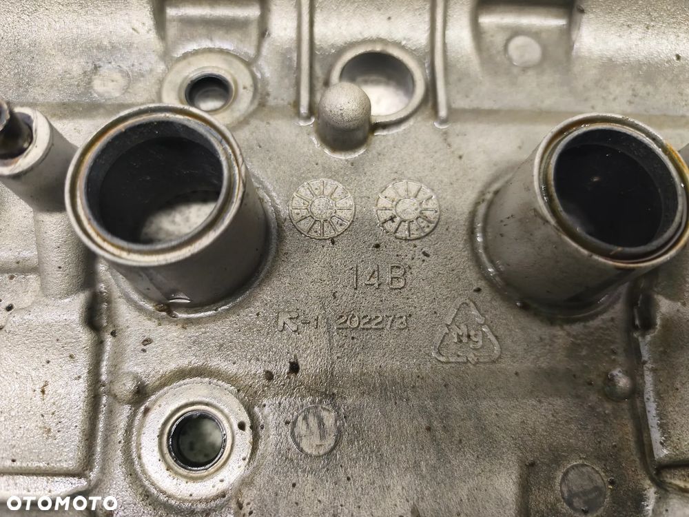 Dekiel silnika, pokrywa zaworów Yamaha R1 R22 09- - 17