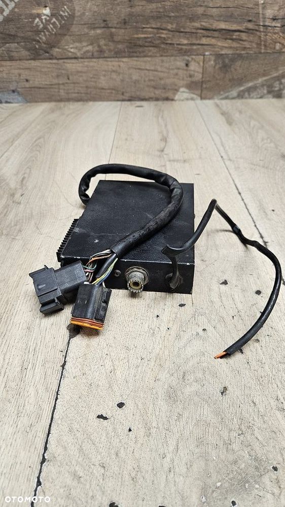 CB Radio Harley-Davidson Electra Glide EVO 77093-93 - 9