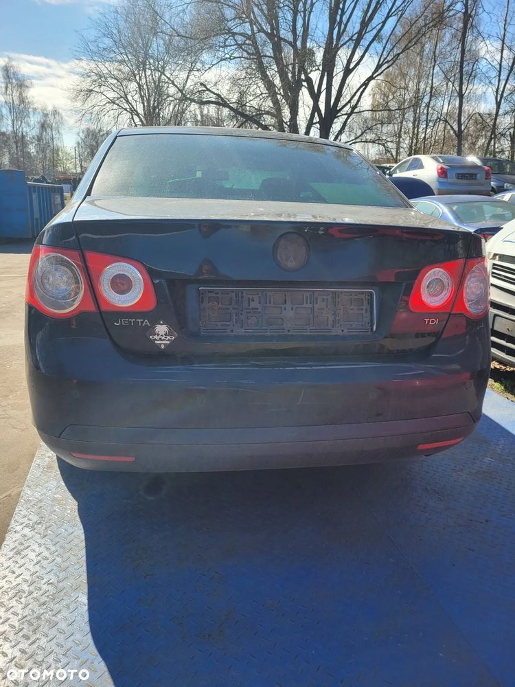 Części- Volkswagen Jetta  Pojemność: 1896  Moc: 77kW  Rok: 2007  Diesel - 4