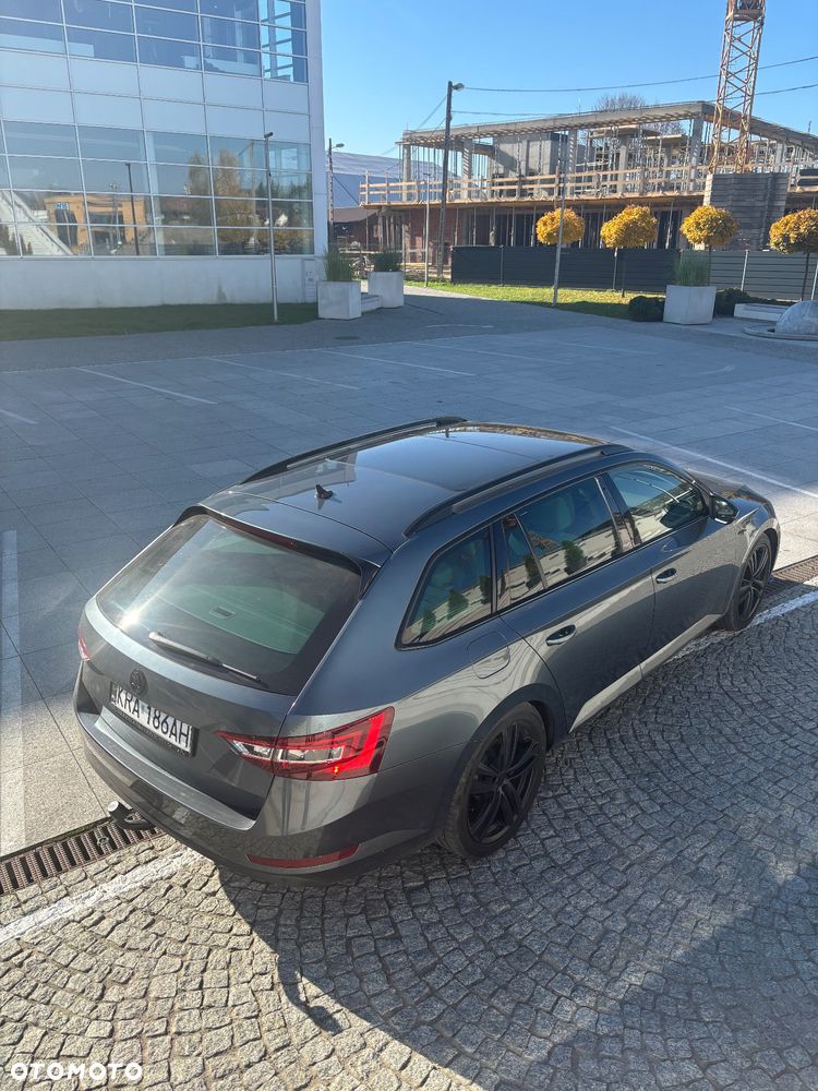Skoda Superb 2.0 TDI SCR L&K DSG - 12