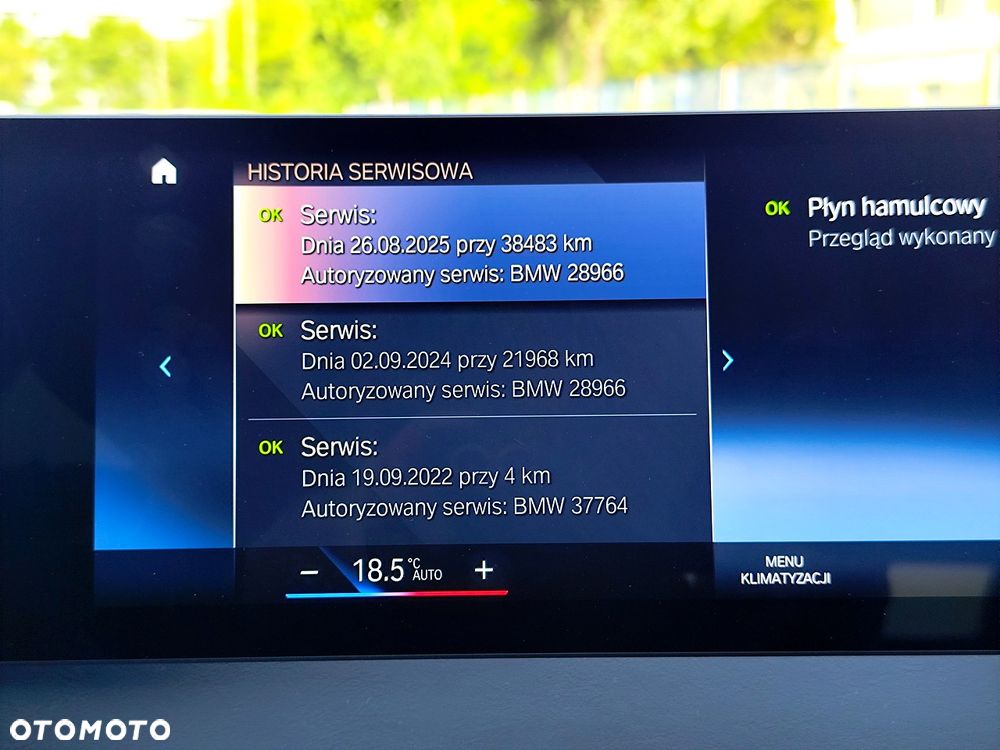 BMW iX xDrive40 76.6kWh Signature - 26