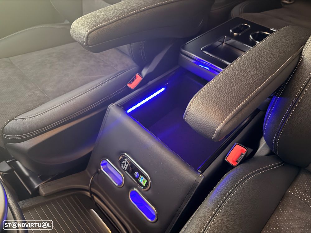 Mercedes-Benz V 220 d Extra-Longa 9G-TRONIC - 26