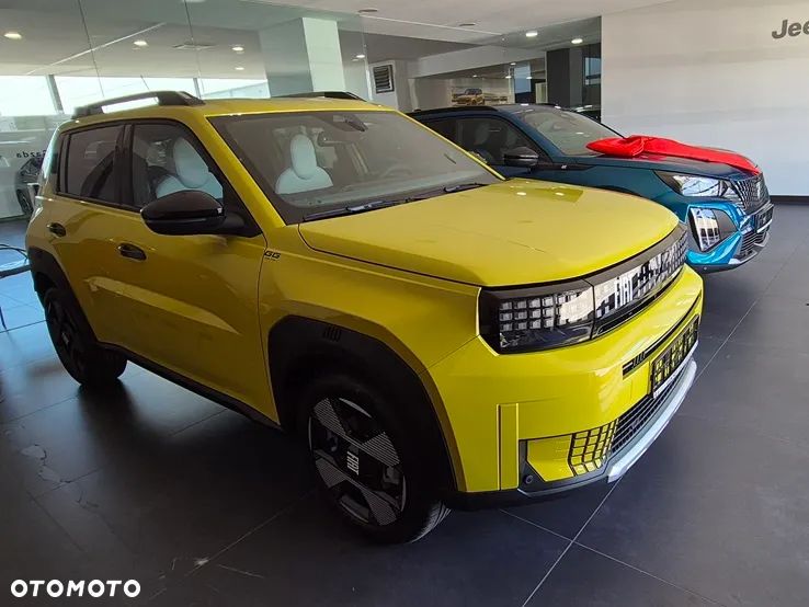 Fiat Grande Panda ver-1-2-mhev-la-prima-edct - 2