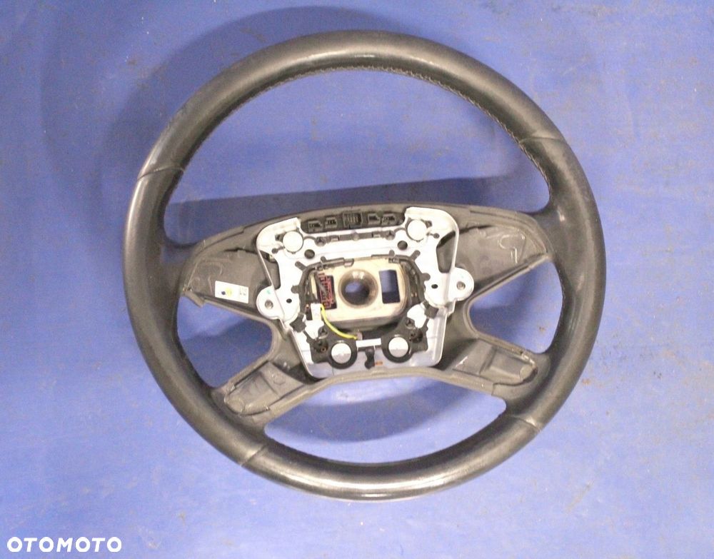 KIEROWNICA SKÓRA MERCEDES W212 - 2