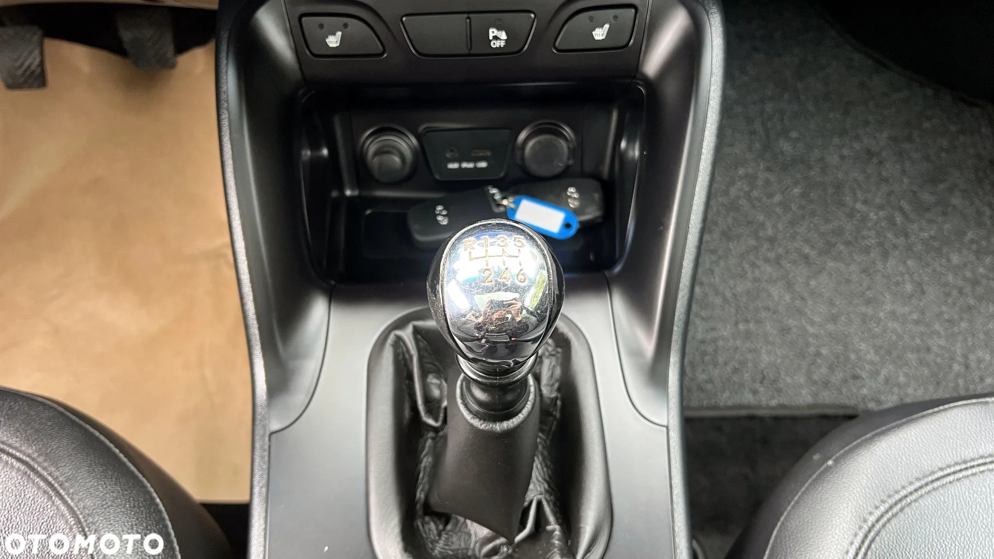 Hyundai ix35 2.0 CRDi Premium 2WD - 21