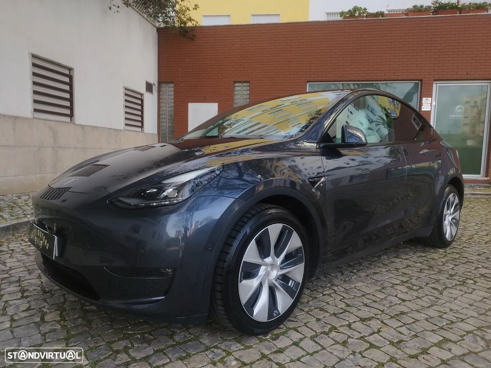 Tesla Model Y Long Range Dual Motor AWD