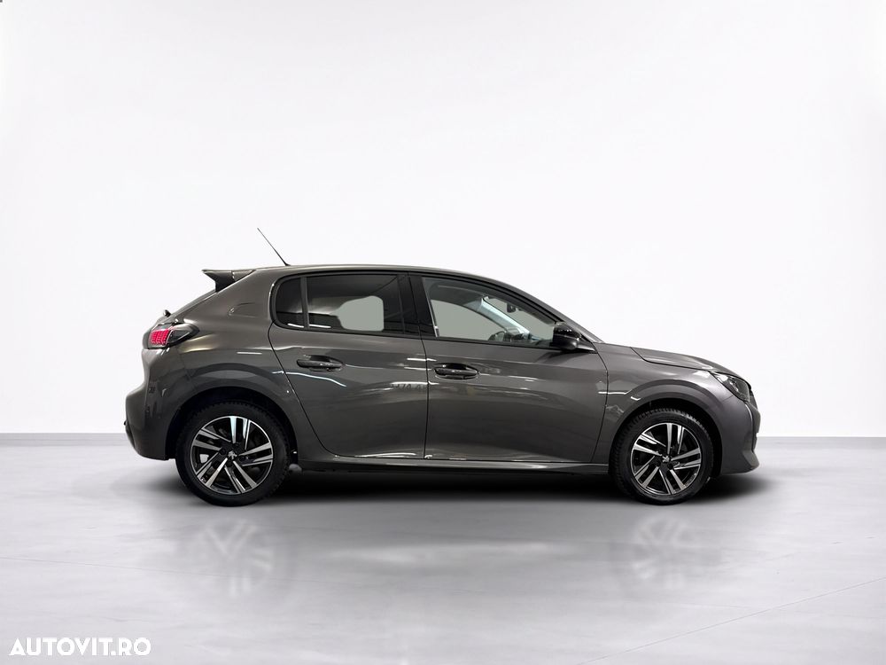 Peugeot 208 - 7