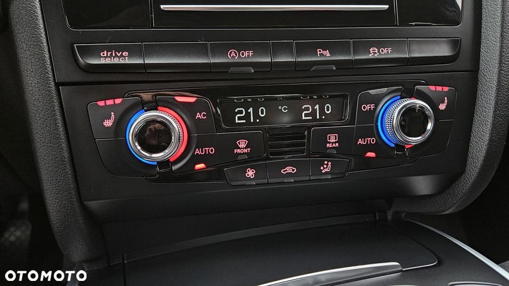 Audi A4 Avant 2.0 TFSI multitronic S line Sportpaket - 28