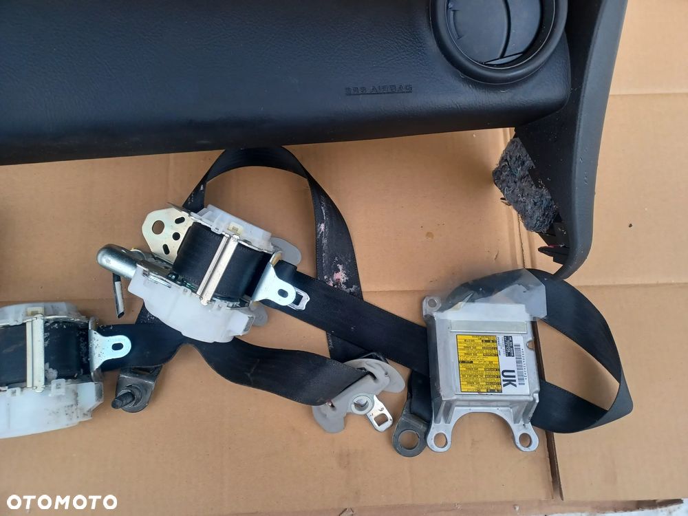 DESKA KOKPIT PASY RAV4 LIFT 09-12 - 6