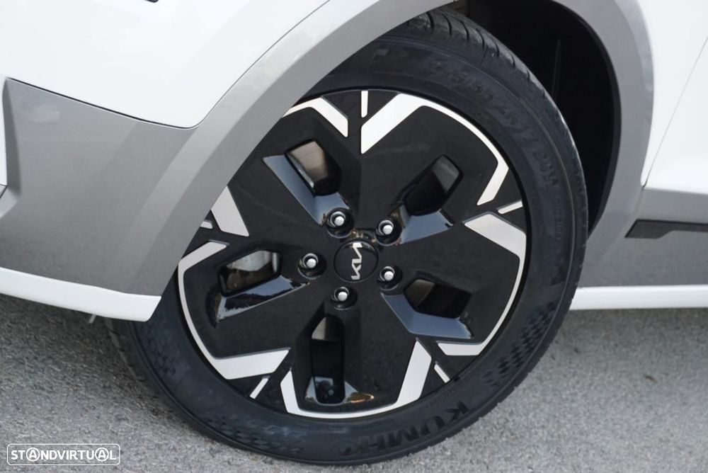 Kia Niro EV 64kWh Tech - 8