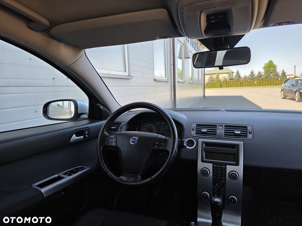 Volvo V50 2.0 Momentum - 23