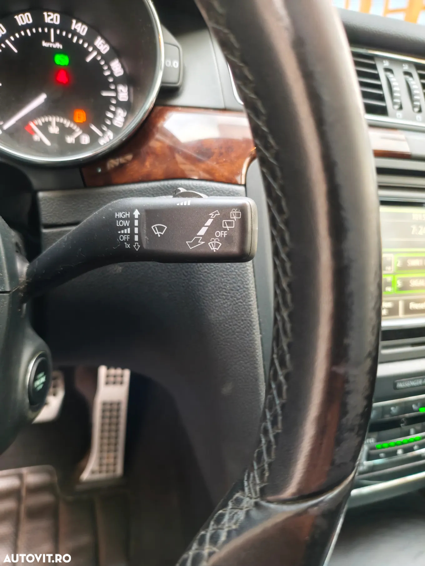 Skoda Superb 2.0 TDI Green tec 4x4 DSG Elegance - 27