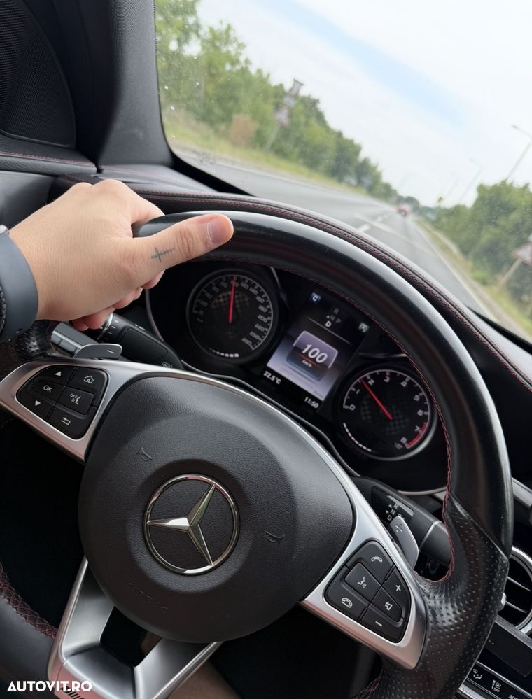 Mercedes-Benz C - 8