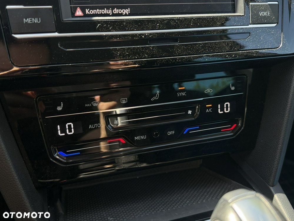 Volkswagen Passat 1.5 TSI EVO Elegance DSG - 13