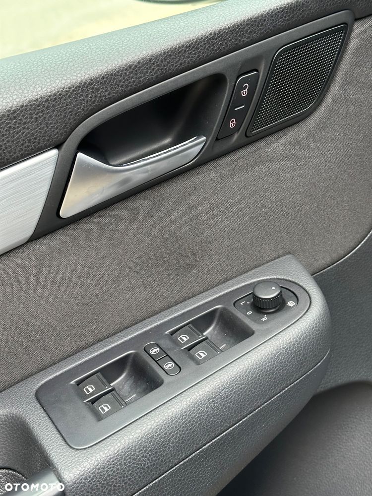 Volkswagen Sharan 2.0 TDI DSG BlueMotion Technology Cup - 24