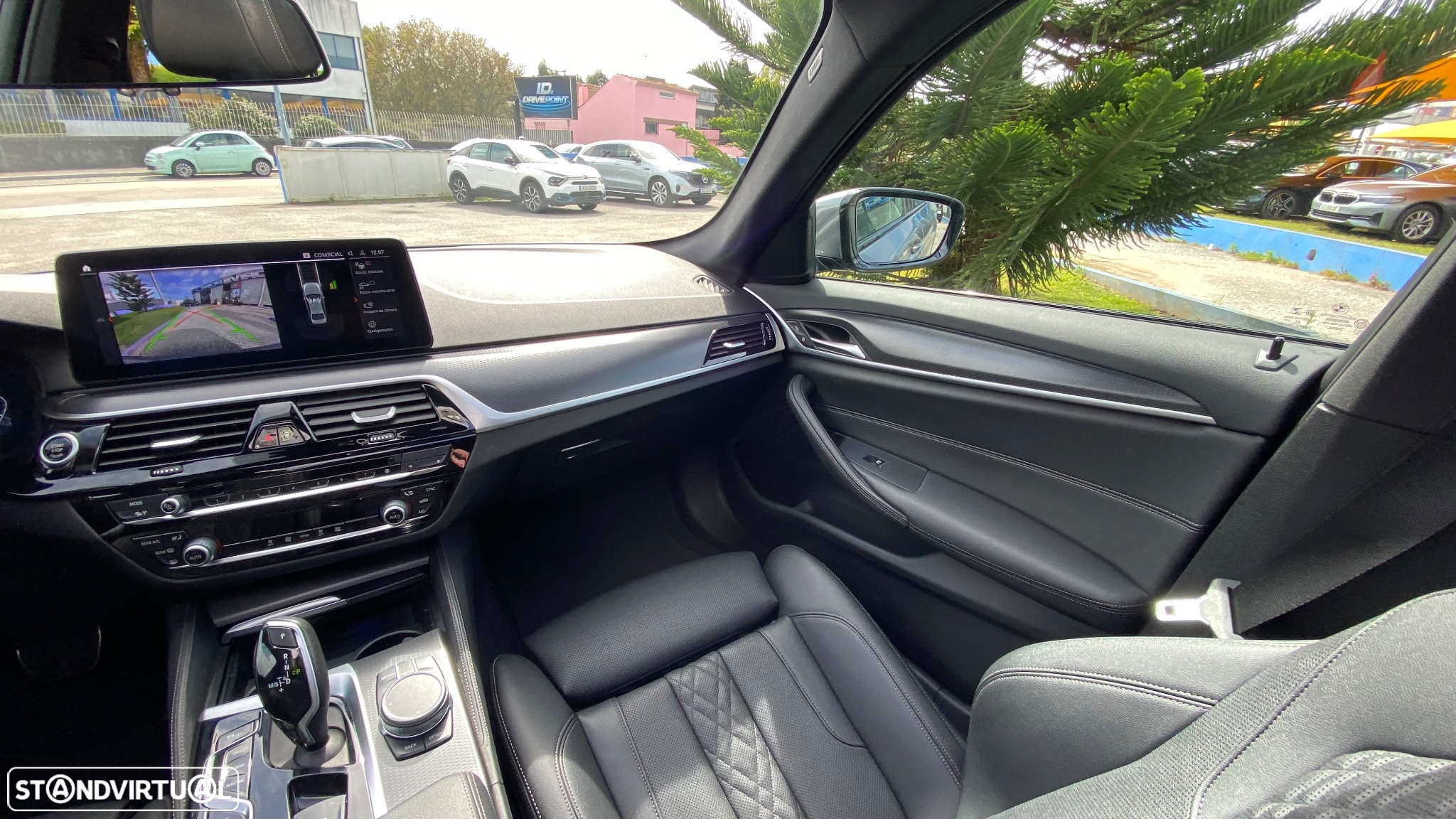 BMW 530 e Pack M - 33