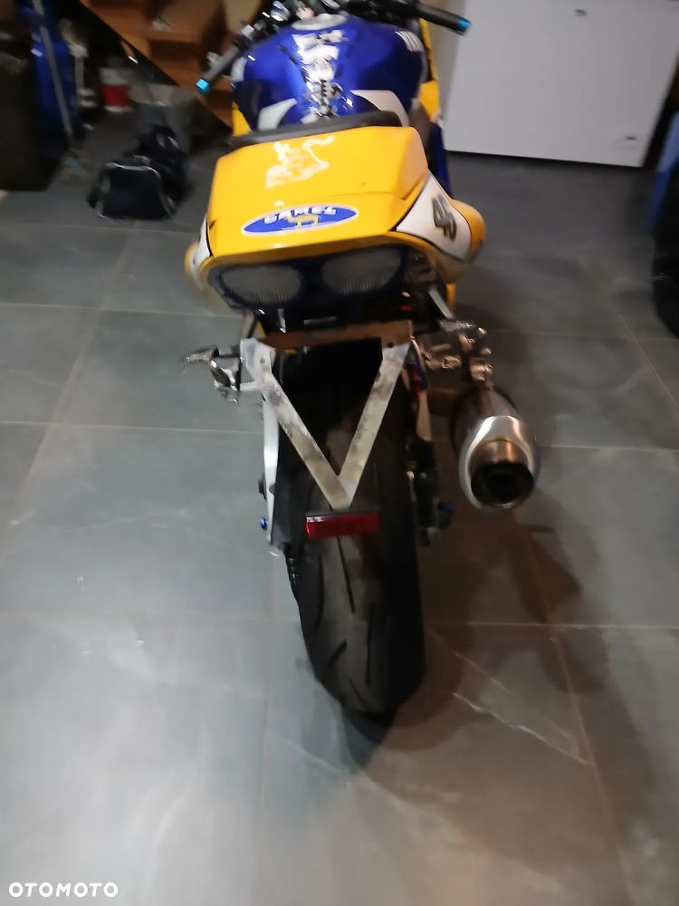 Yamaha R6 - 2