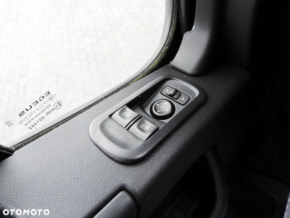 Renault MASTER PLANDEKA WINDA 9 PALET WEBASTO TEMPOMAT LEDY PNEUMATYKA KLIMATYZACJA  165KM - 29