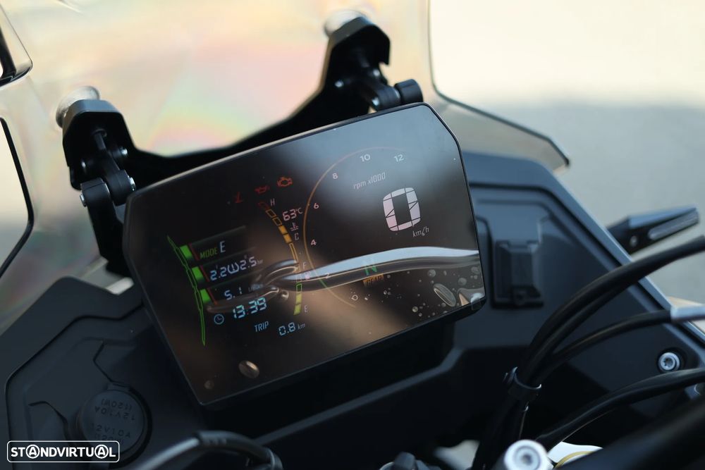 Voge 625 DSX Black Knight - 20