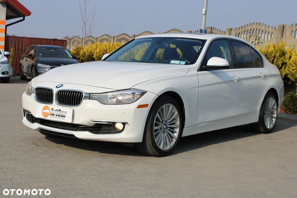 BMW Seria 3 328i xDrive Sport Line - 2