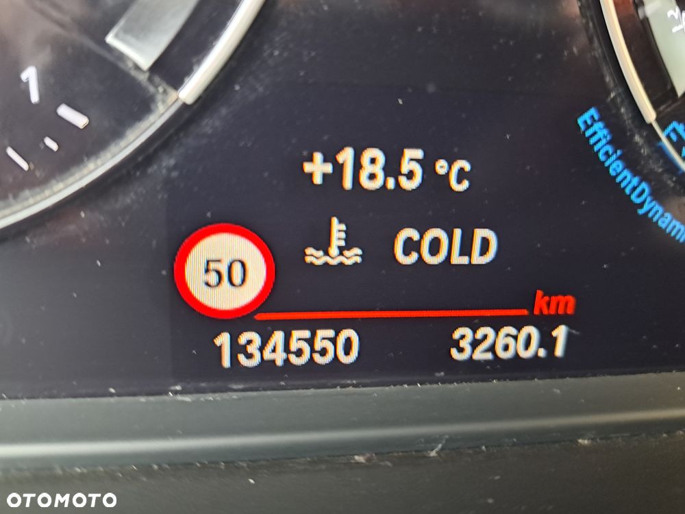 BMW X1 sDrive18d - 4