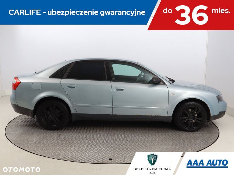 Audi A4 Limousine - 8