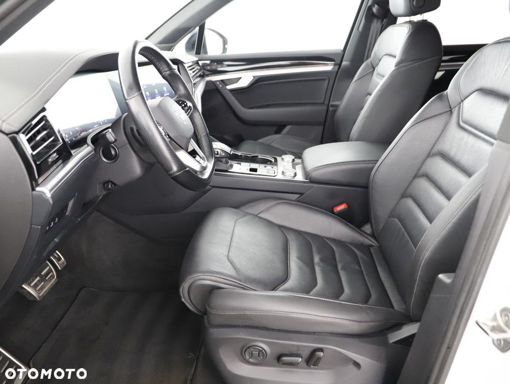 Volkswagen Touareg 3.0 V6 TDI SCR 4Mot R-Line - 10