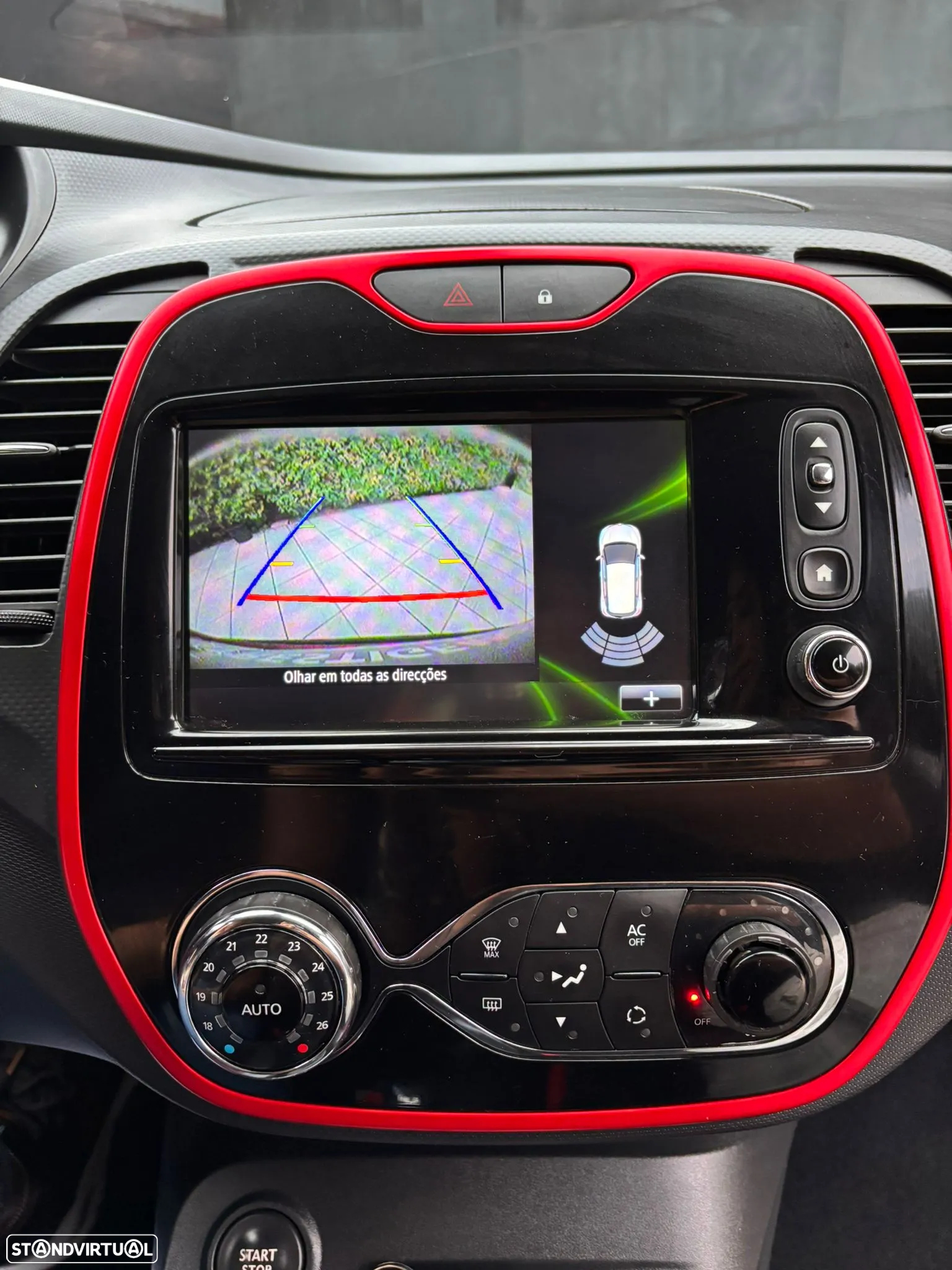 Renault Captur 0.9 TCE Helly Hansen - 21