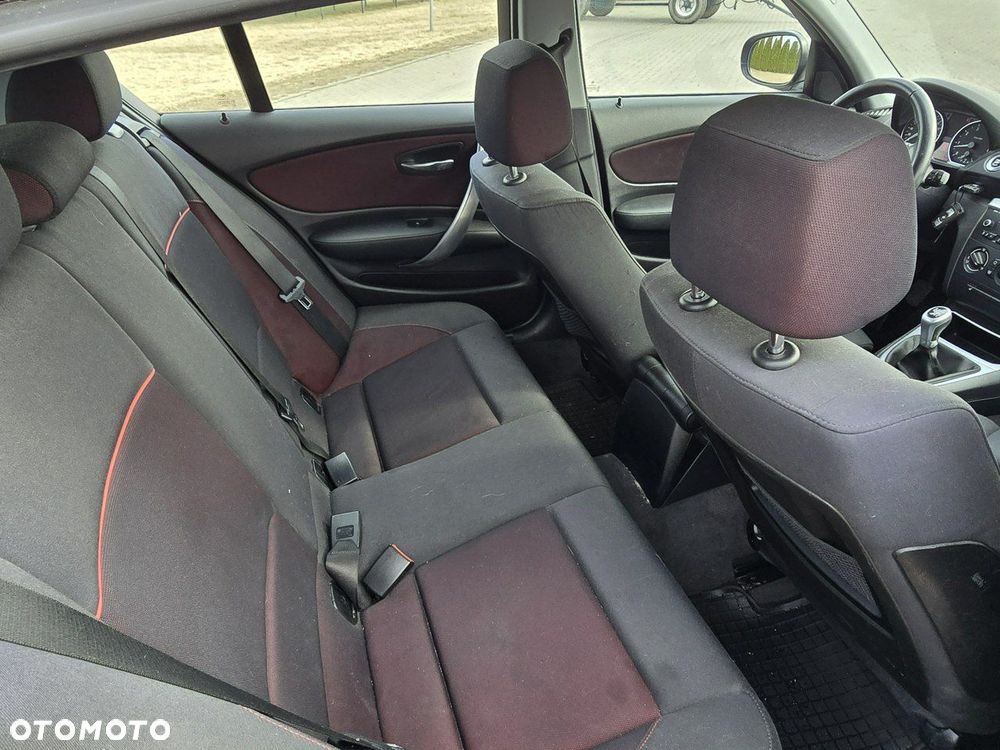 BMW Seria 1 - 17